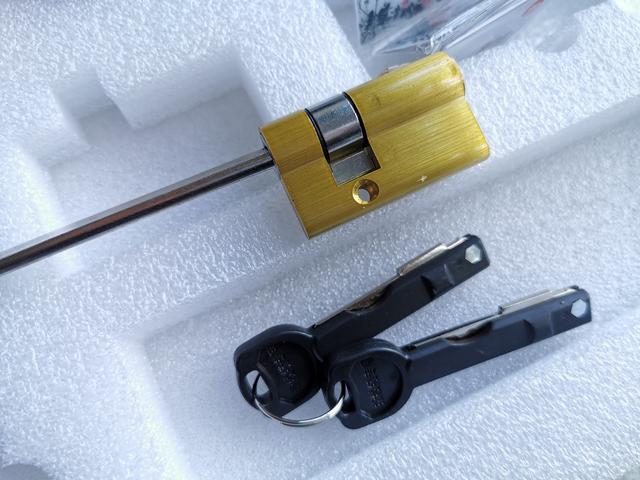 用了指紋鎖，才知道出門有多便捷！希鍵智能門鎖測評