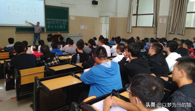 報考“計算機類專業”可以選擇這8個，就業優勢大，需求量更高