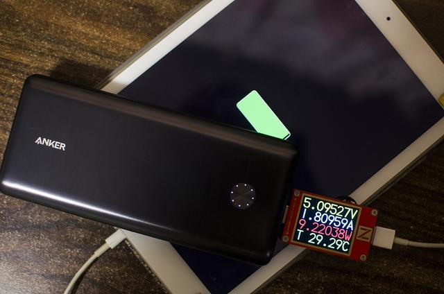 快速大容量充電堡壘:ANKER 安克26K移動電源