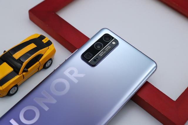 華為5G手機別亂買，這三款現在入手正合適，你買對了嗎？