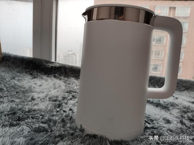 米家恒溫熱水壺體驗：過硬的材質，為它配上了APP控制！