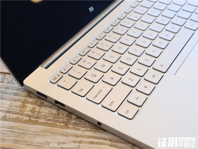 暢跑網游大作的超極本：小米筆記本Air全面評測