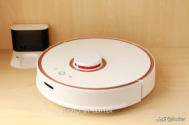 激光導航更智能，米家又出新品，石頭掃地機器人入手測評