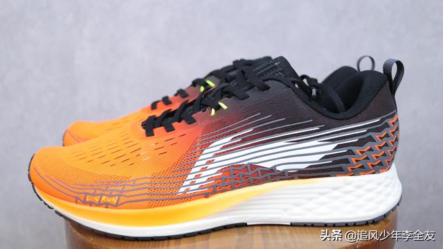 三百元內無對手，李寧赤兔跑鞋堪稱國產良心