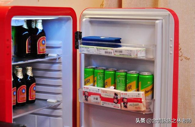 炎炎夏日的救命稻草，東寶93Y圓弧形單門冰箱體驗