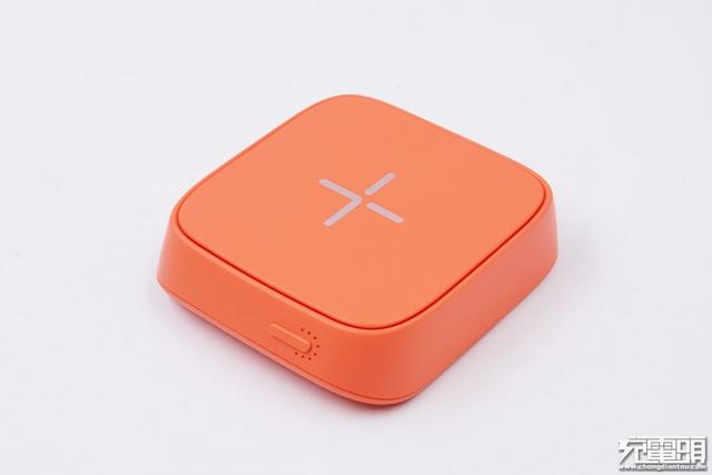 小巧精致，巧友4000mAh臻巧磁吸無線充電寶拆解