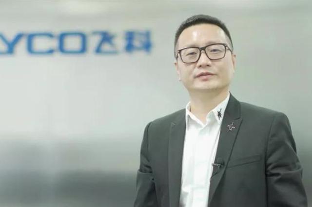 白手起家的他，竟然擊敗飛利浦，創造出250億市值的商業帝國