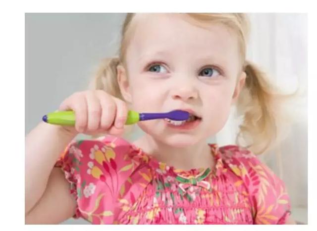 孩子入口的兒童牙膏你選對了嗎？來看看我一直在用的這6款