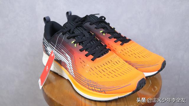 三百元內無對手，李寧赤兔跑鞋堪稱國產良心