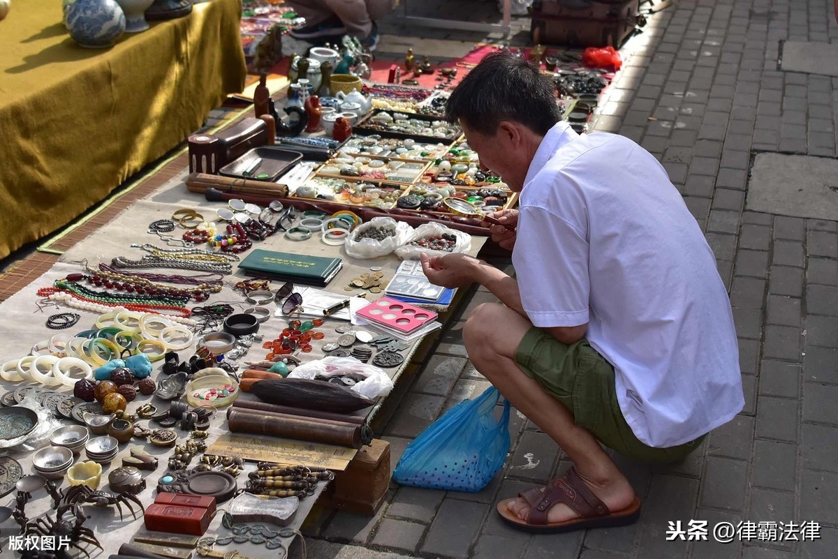 擺地攤賣什么最賺錢而且很受歡迎？地攤二十大暴利產品適合你嗎？