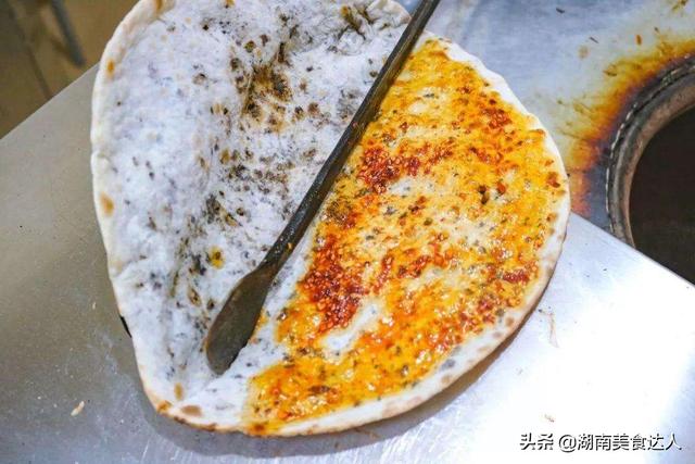 4種“擺攤就火”的地攤小吃，成本不高，賺錢多，經常排隊生意好