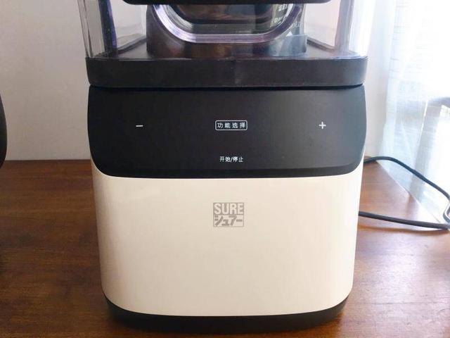 對比了美的和九陽后，更PICK這臺好看又靜音的SURE石崎秀兒破壁機