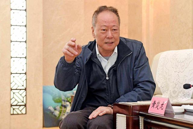 又一富豪“出走中國”？在國內撈金390億，如今卻已是加拿大國籍
