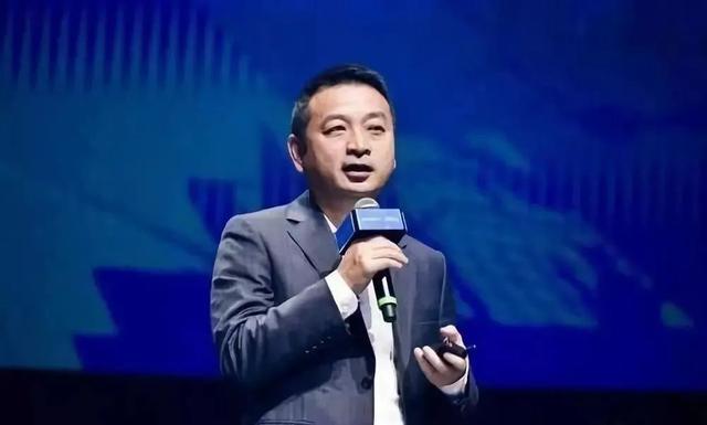 愛當北大教授勝過ceo的梁建章，憑什么能三挽攜程于既倒？