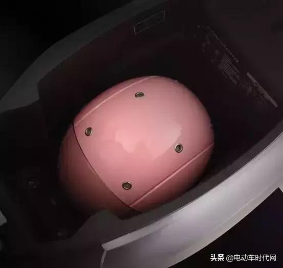 愛瑪N300、雅迪G5、臺鈴LION獅子，行業三巨頭刺刀見紅
