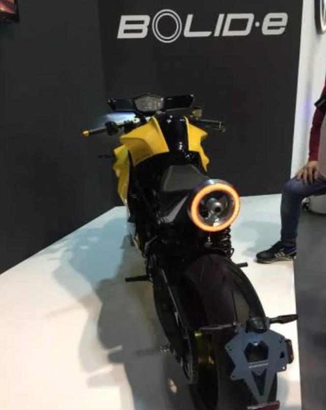 品質超越摩托車，三款中外電動車哪家強？