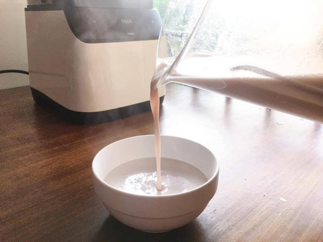 對比了美的和九陽后，更PICK這臺好看又靜音的SURE石崎秀兒破壁機