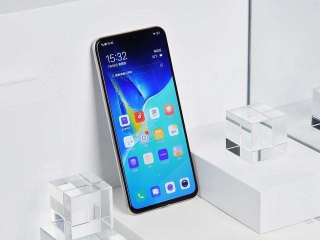 深挖vivo S7十大亮點 5G輕薄自拍旗艦牛在哪？