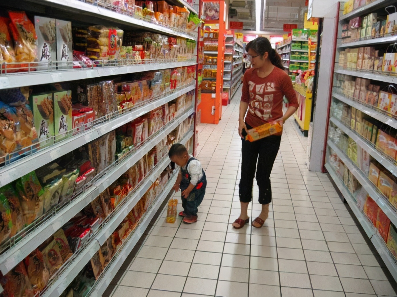 為什么國人越來越不愿逛超市了？除了受電商影響，還有這2大原因