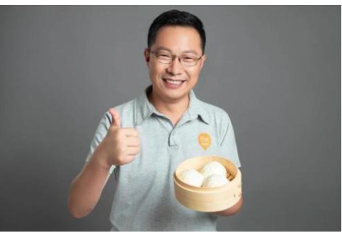 全國2000家門店，年營收超10億，他把包子鋪做成了上市公司