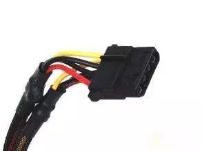 臺式電腦電源，你對電源了解嗎？電源線連接教程