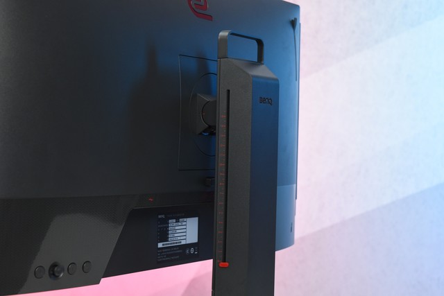 卓威XL2540KE顯示器評測：240Hz頂尖電競佳品