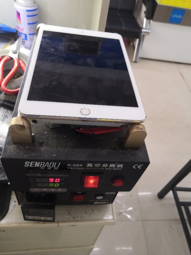 ipad mini 4   內部細節 和  A1538 換電池過程，