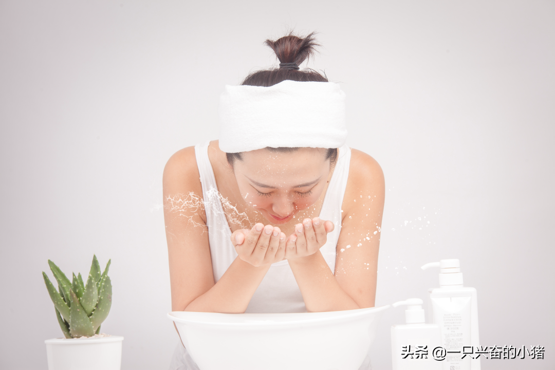 我見過最詳細的護膚品微商文案模板技巧，沒有之一