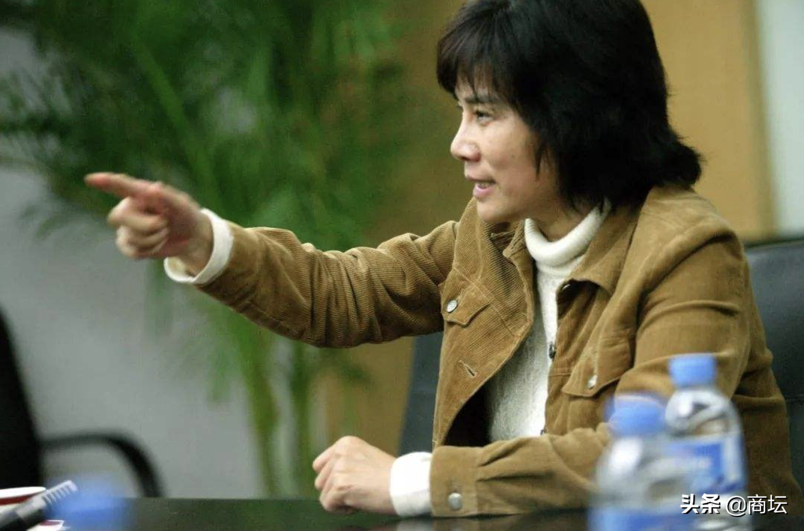 董明珠和格力創始人朱江洪，到底有什么恩怨糾葛？