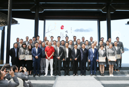 什么時候才能達到湖畔大學的入學條件？附中國商學院排行榜Top40