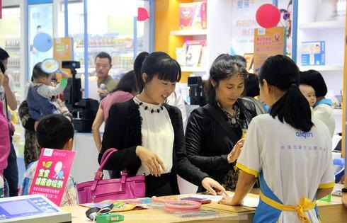開業半年一直生意冷清的母嬰店，突然營業額暴增10倍，月賺8萬