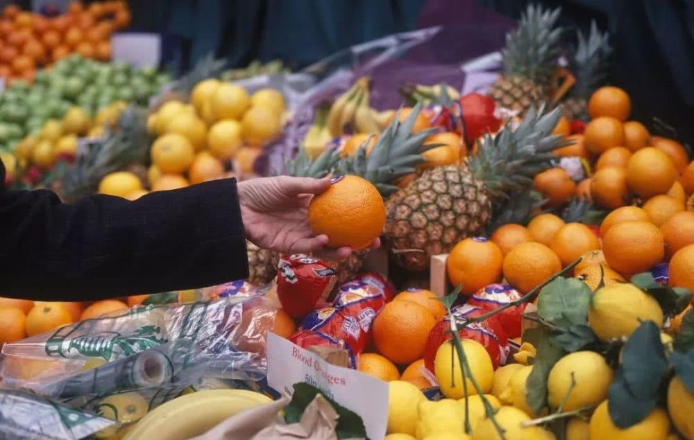 絕妙的會員制策略！水果店通過會員制鎖定新老顧客，月賺20萬