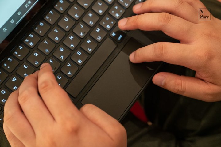 十問十答，2399 元起售的 iPad Pro 的妙控鍵盤用起來怎么樣？