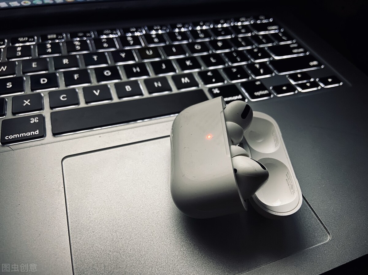 蘋果AirPodsPro耳機的使用方法