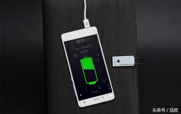 你的手機充電速度突然變得很慢？簡單幾招讓手機充電快起來！