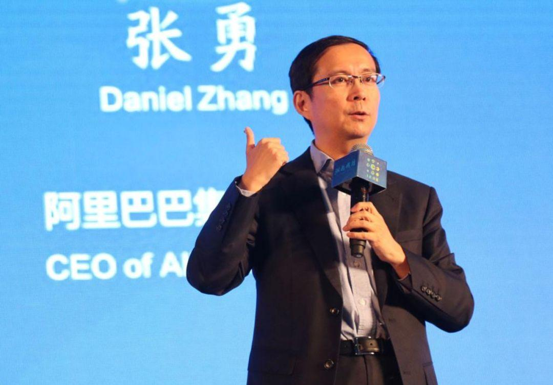 國產手機最強技術超越！霸榜全球前五，干成索尼三星沒做成的事