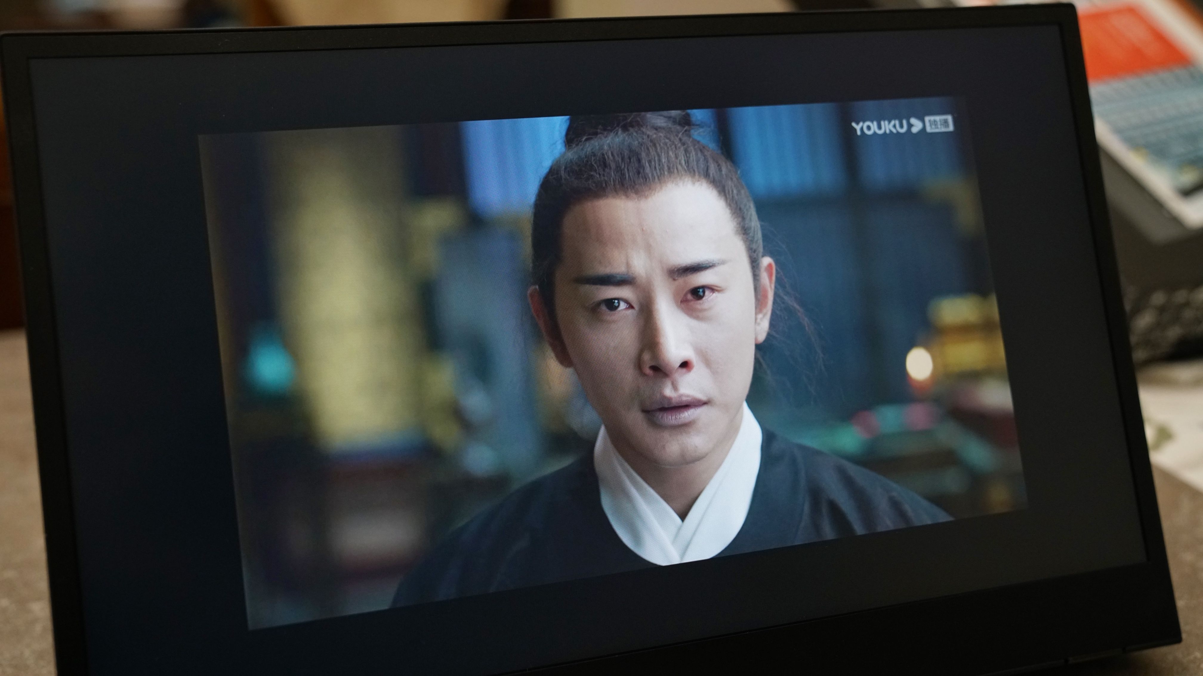 讓手機秒變平板—聯想/ThinkVision M14便攜顯示器使用測評