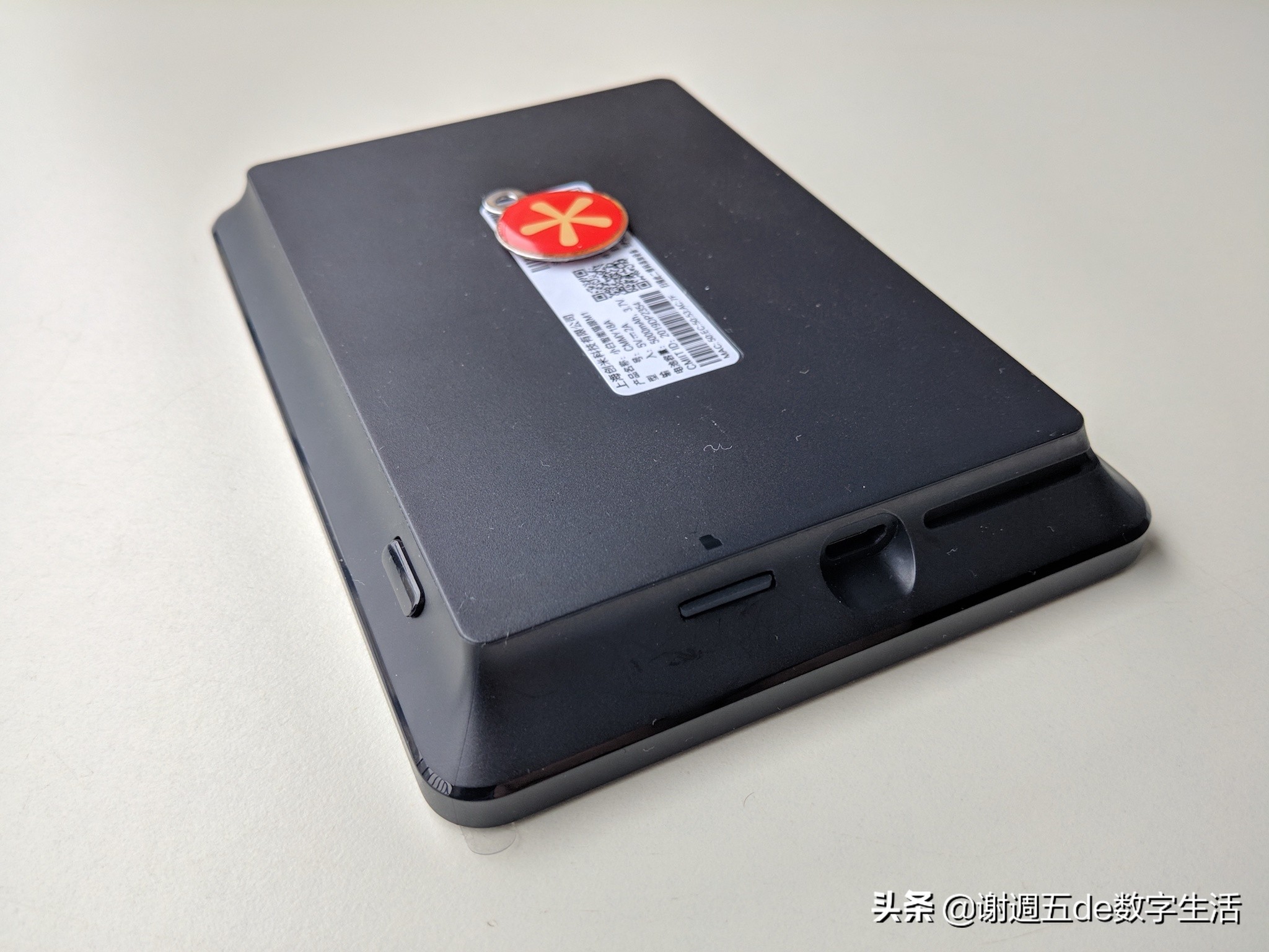 小白智能貓眼輕體驗：看家護院會認人，把好安防第一關