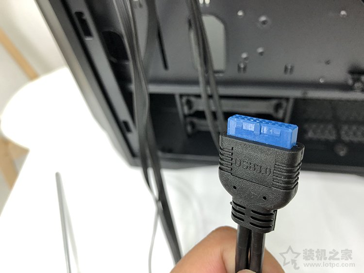 機箱上的跳線接在主板那些位置？臺式電腦主板接線示意圖解教程