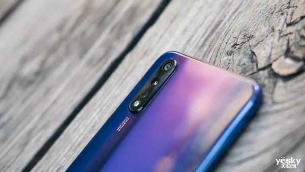 vivo Z5新機評測：屬性均衡的拍照神器