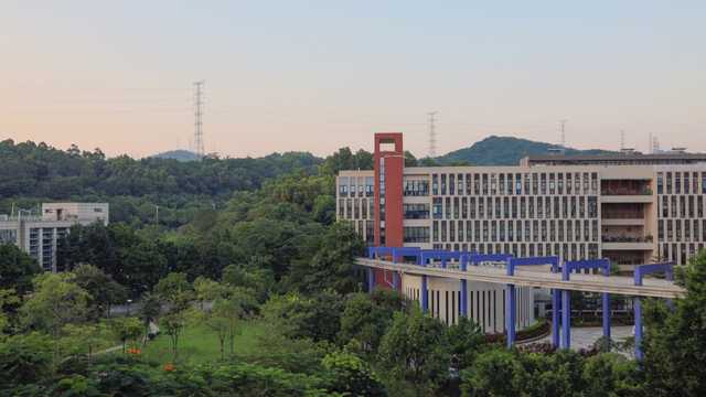 輕巧與高性能兼得 佳能M6 Mark II微單相機評測