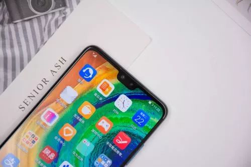華為Mate30 5G評測：首款5G爆品，一步到位兼容5G雙模全網通