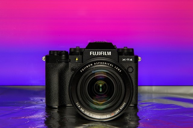 富士X-T4新品終上架 它究竟適合哪些用戶？
