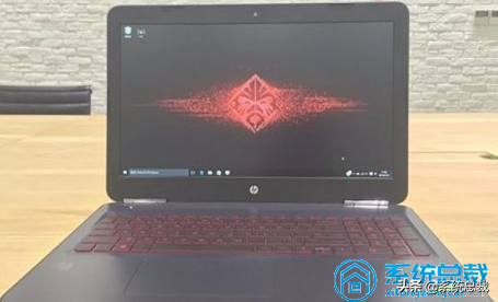 使用惠普筆記本電腦，卻不知道怎么打開鍵盤燈，學會這招就行