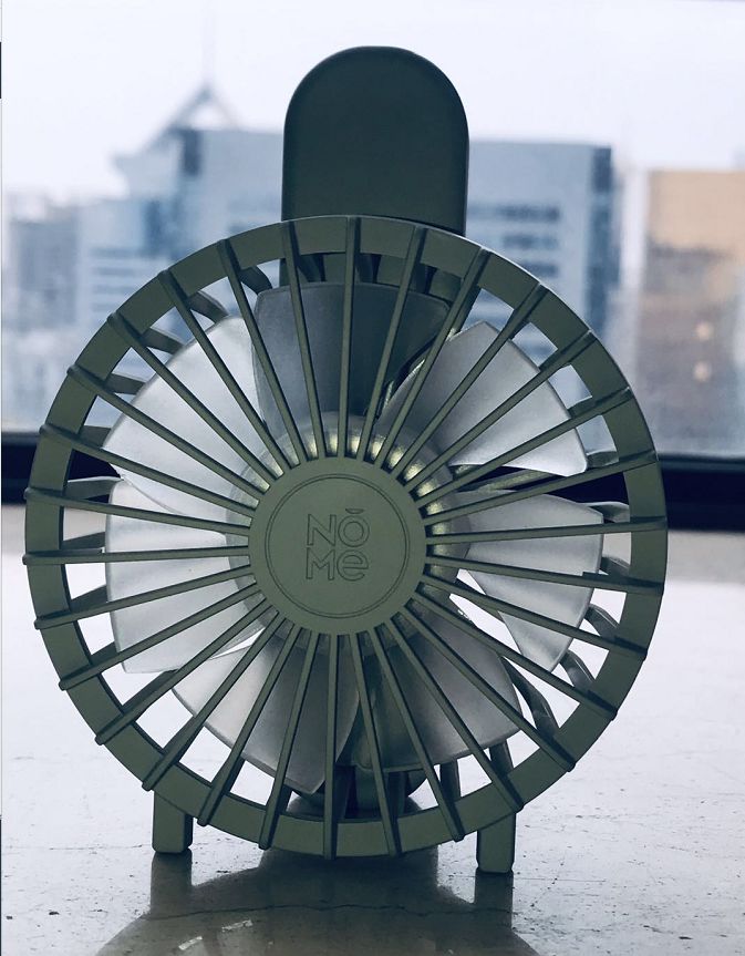 用手機拍照這么久，你居然還不知道閃光燈怎么用