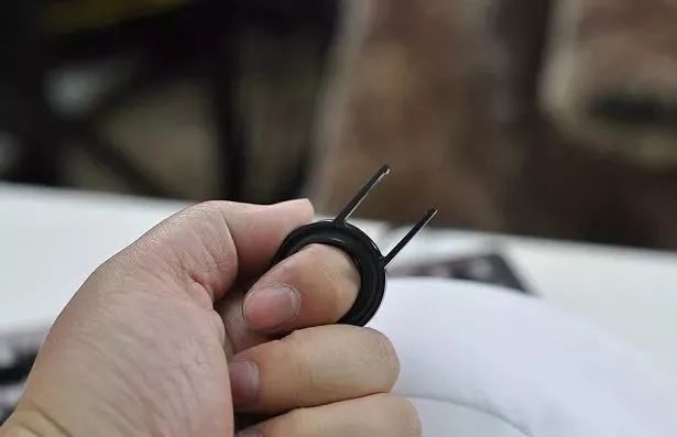鉛錘哥：你的鍵盤臟了怎么清理？說說我簡單清潔的幾個辦法