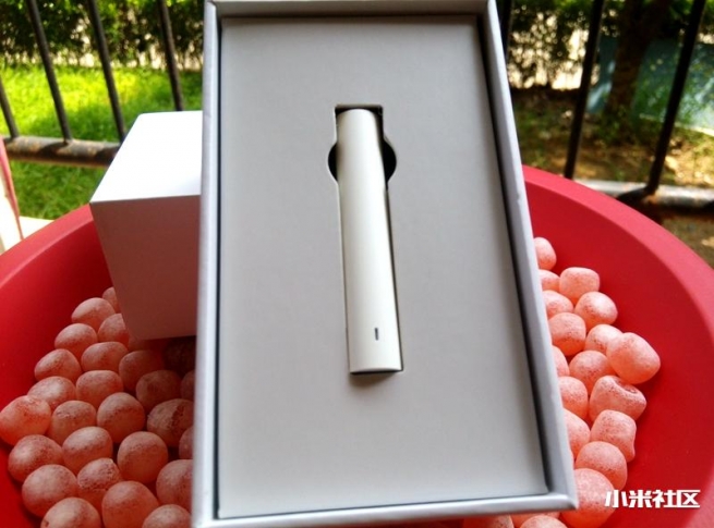 小米的第一款藍牙耳機，有多少用過呢？
