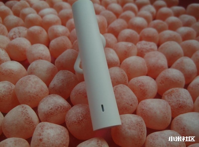 小米的第一款藍牙耳機，有多少用過呢？
