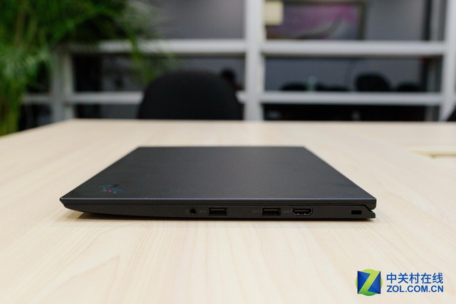 生產力代表 新ThinkPad X1 Carbon評測