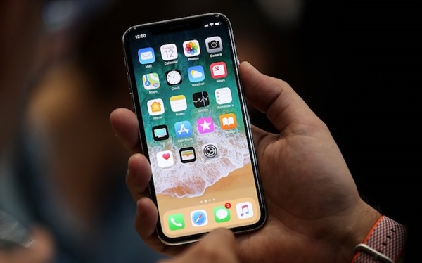 iPhone X 使用攻略，動作視頻告訴你如何操作